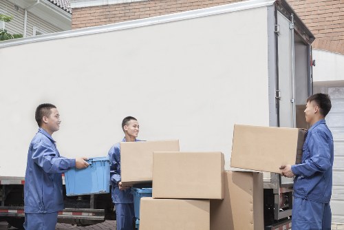 Local moving support in a Maida Vale residential street