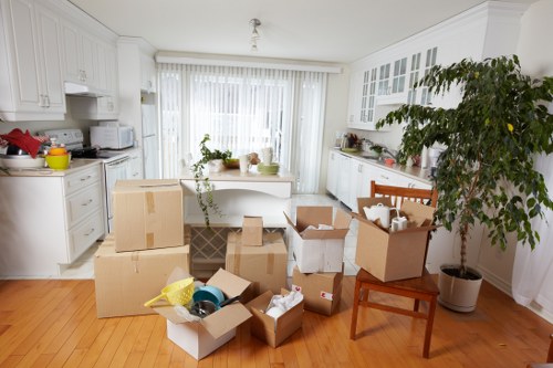 Local moving transport for properties near Little Venice and Warwick Avenue
